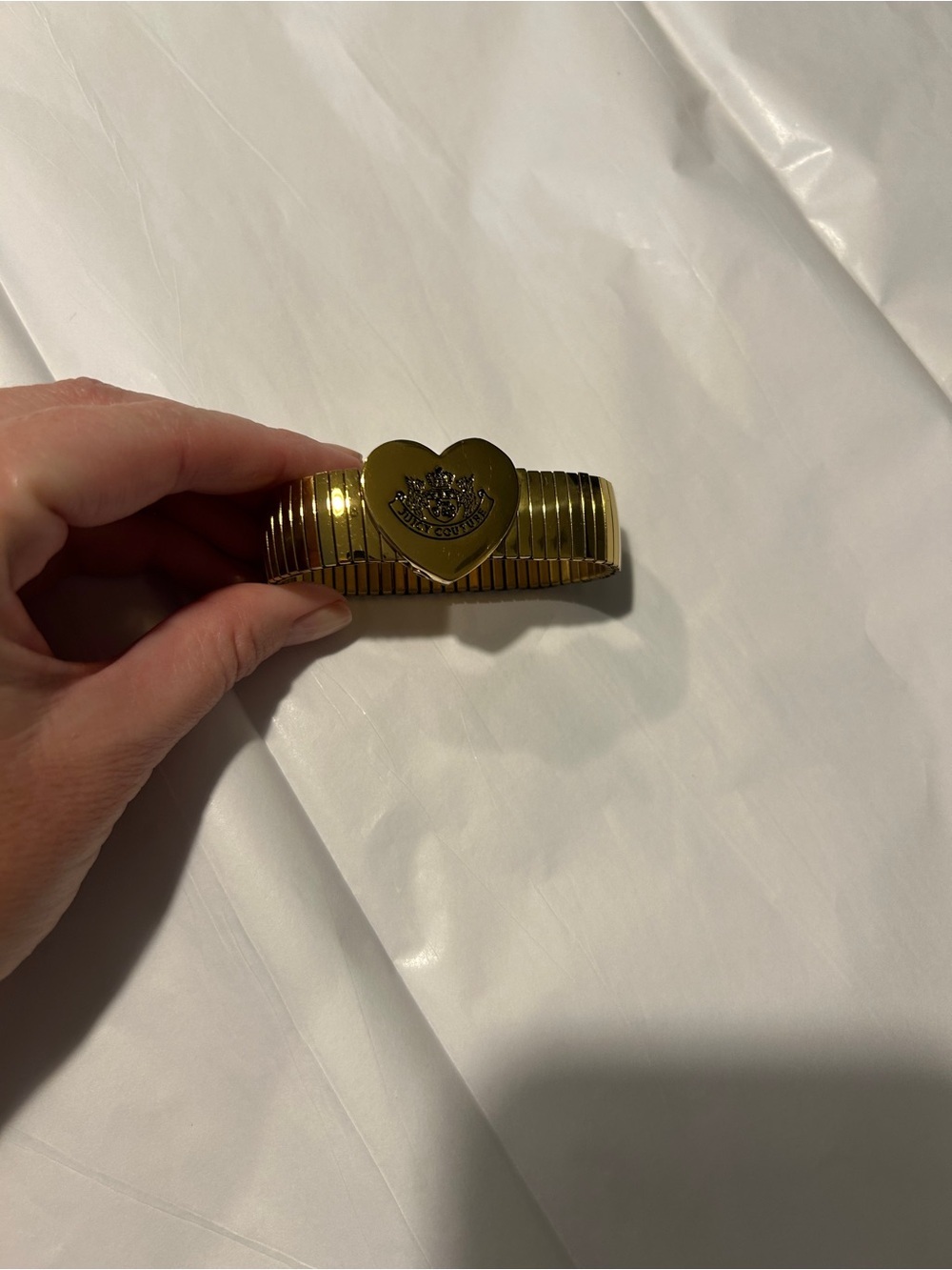 Vintage Juicy Couture Gold Tone Heart Link Stretch Bracelet - Picture 1 of 5